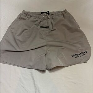 Essentials Fear of God Beige Shorts Large